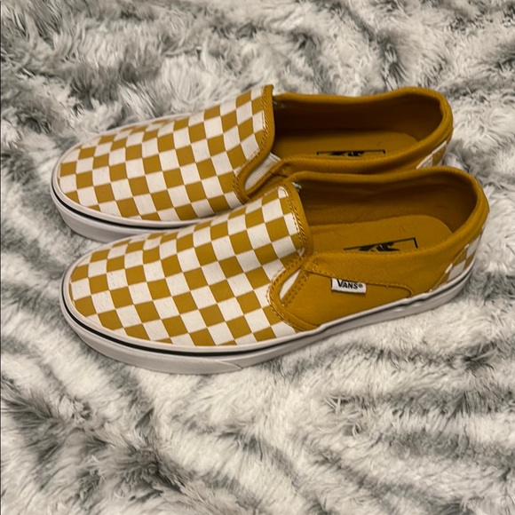 Vans Yellow Checkered Women’s size 9 EUC - Picture 2 of 7